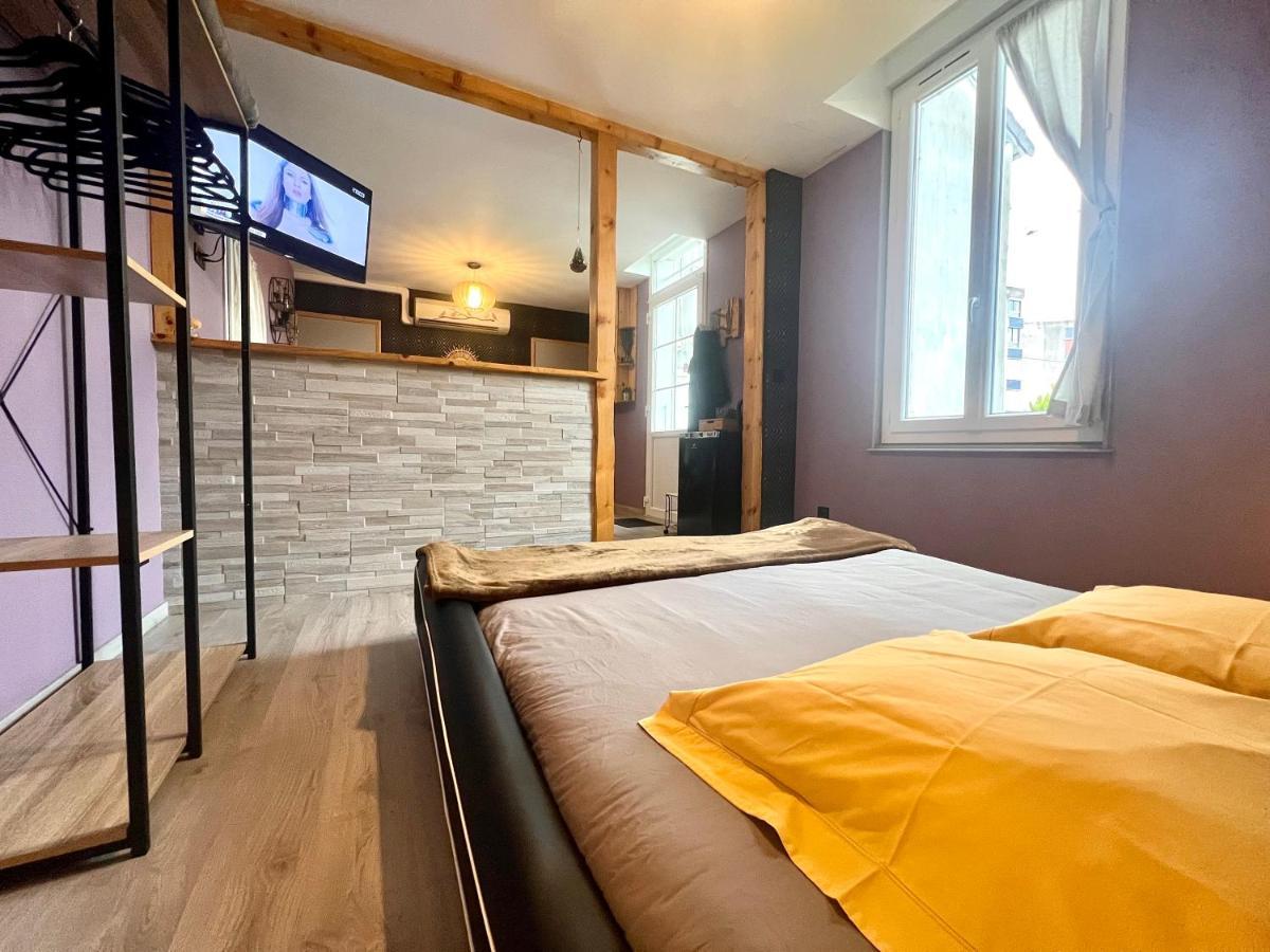 * La Maisonette * Avec Sauna & Hammam Privatifs เนอแวร์ ภายนอก รูปภาพ